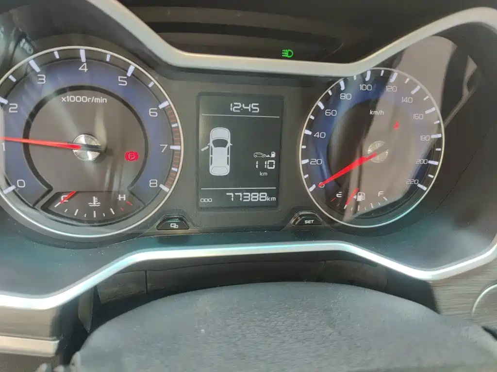 Geely Vision X3 — миниатюра 13