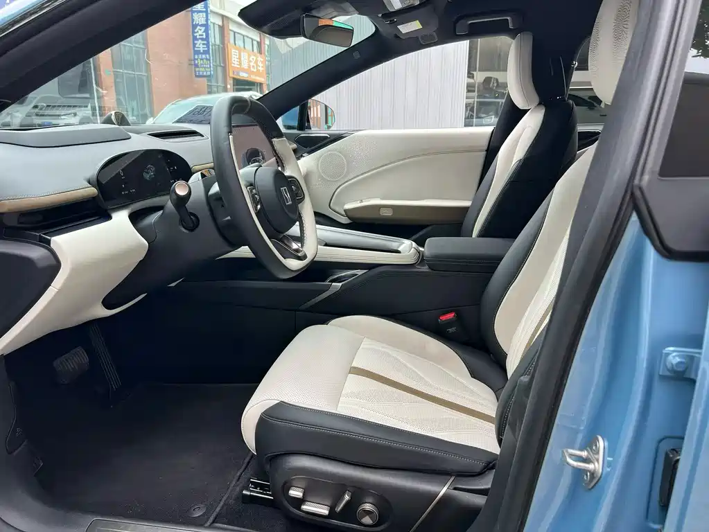 Zeekr 007GT — миниатюра 4