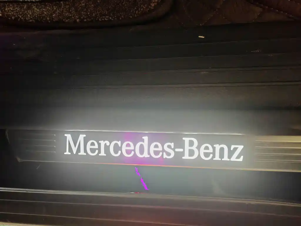 Mercedes-Benz GLE (Import) — миниатюра 12