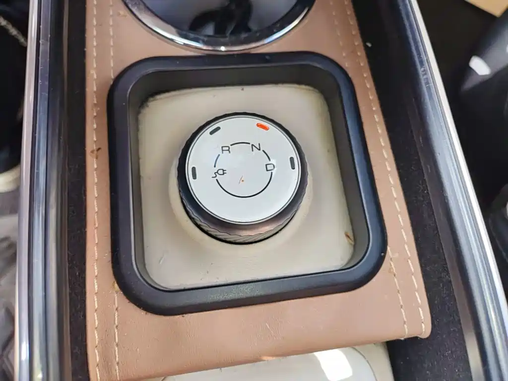 Wuling MINIEV — миниатюра 14