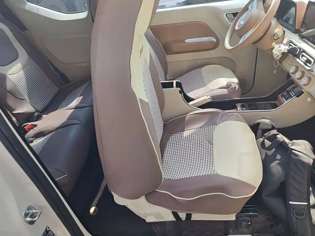 Wuling MINIEV — миниатюра 25