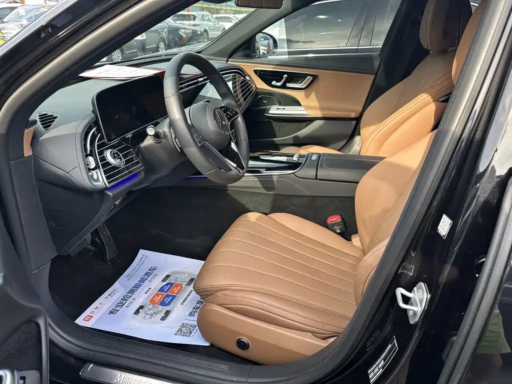 Mercedes-Benz E-Class E 2025 E 260 L