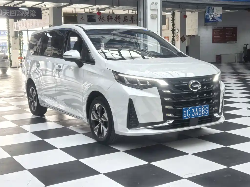 GAC Motor Trumpchi M6 — миниатюра 3