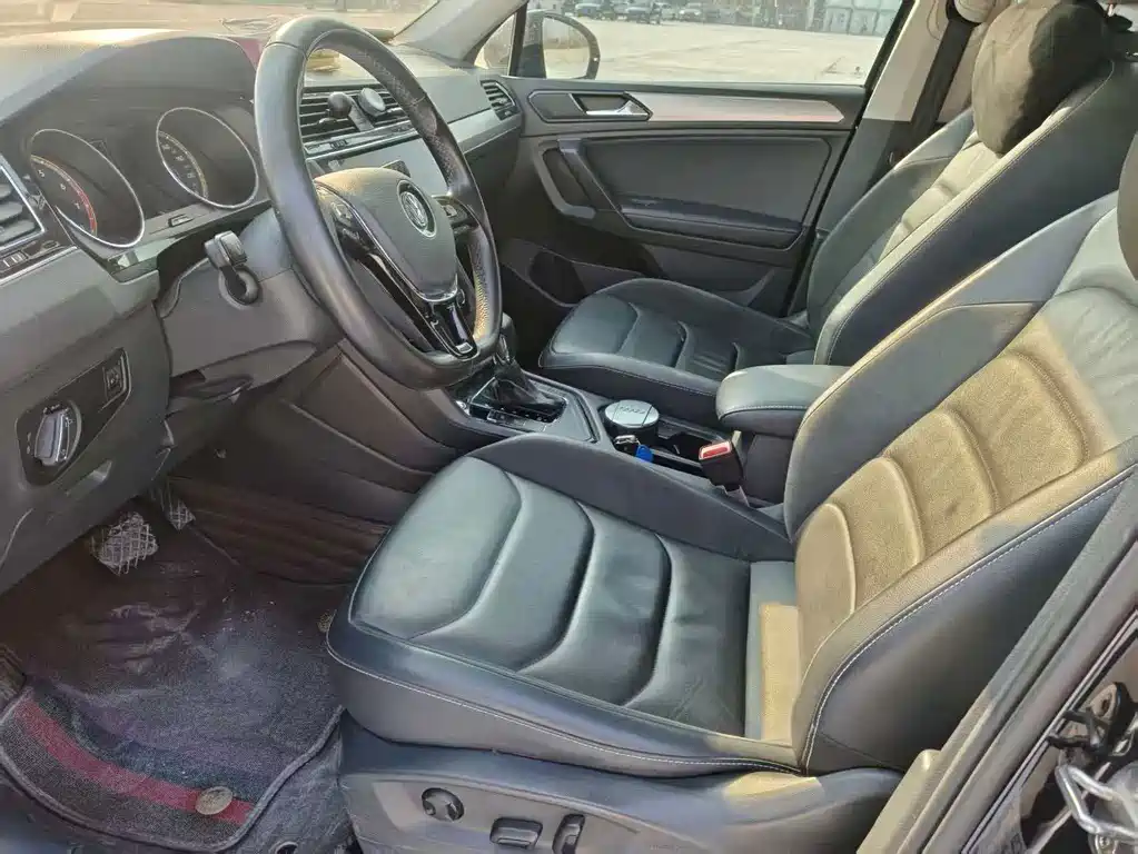 Volkswagen Tiguan L — миниатюра 4
