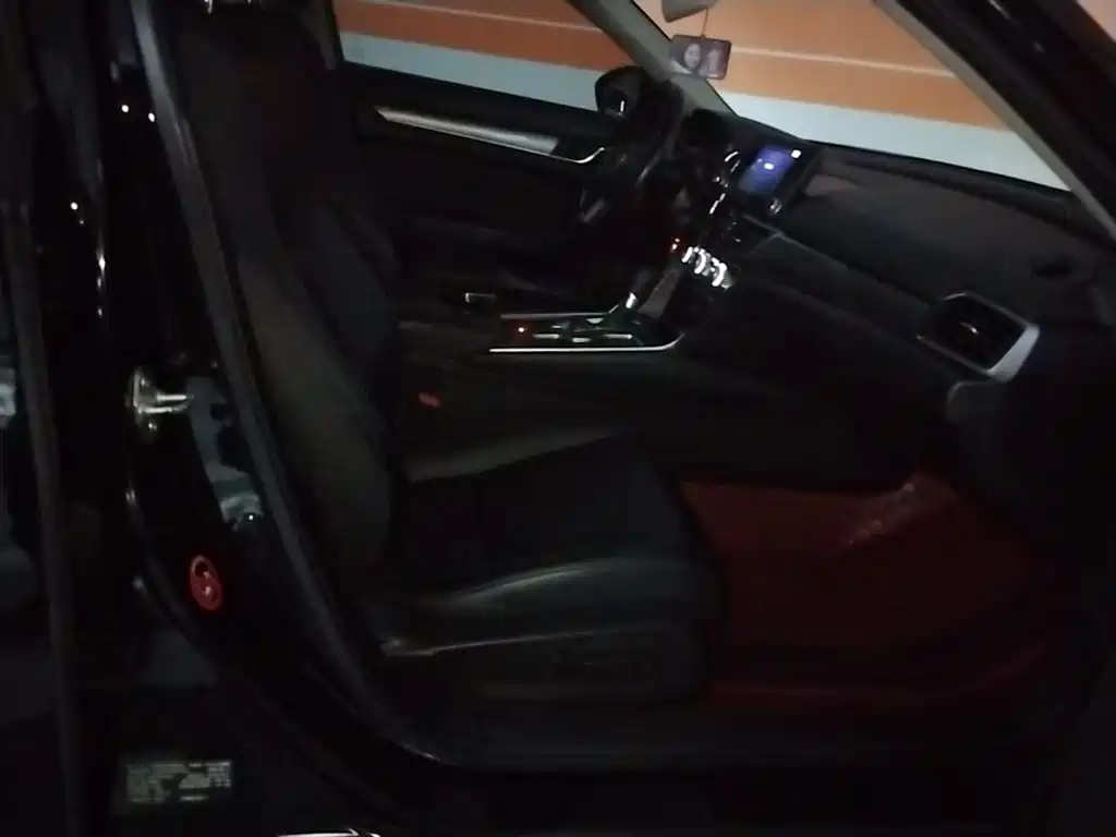 Honda Accord — миниатюра 25
