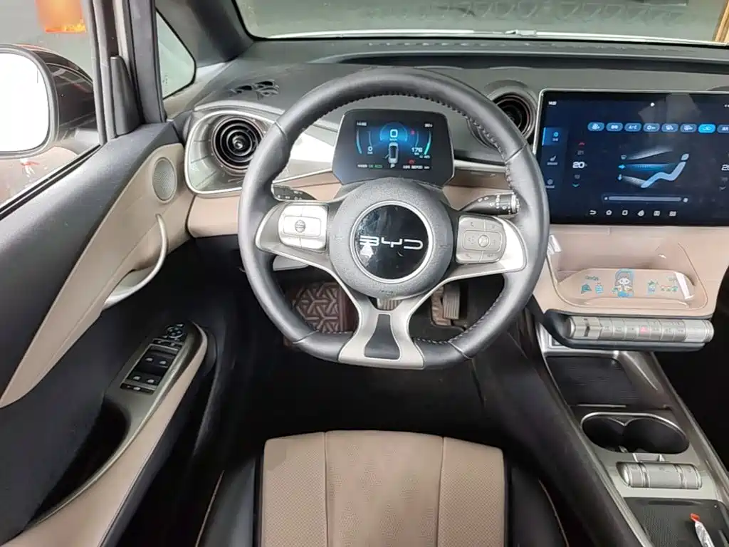 BYD Dolphin — миниатюра 11