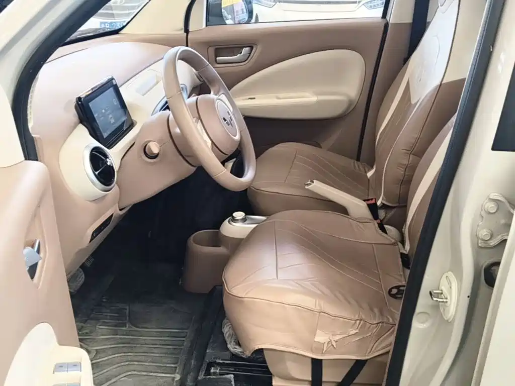 Wuling MINIEV — миниатюра 15