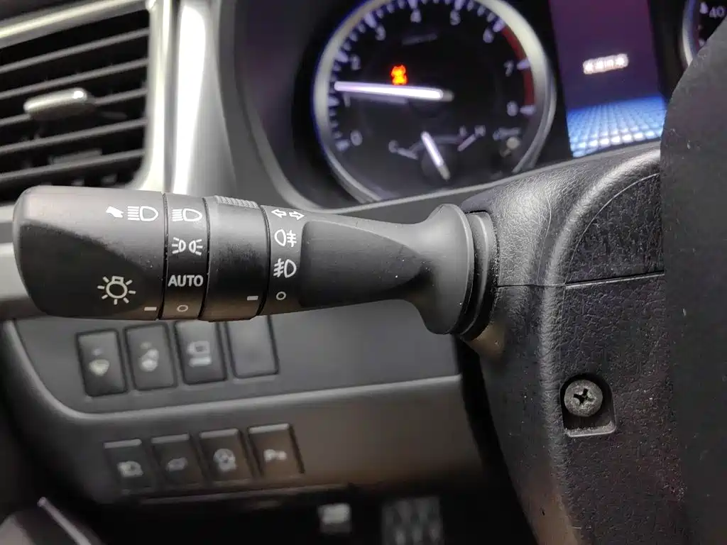 Toyota Highlander — миниатюра 21
