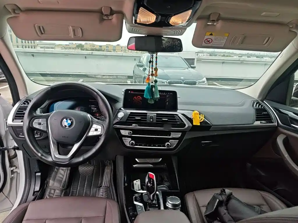 BMW X3 — миниатюра 10