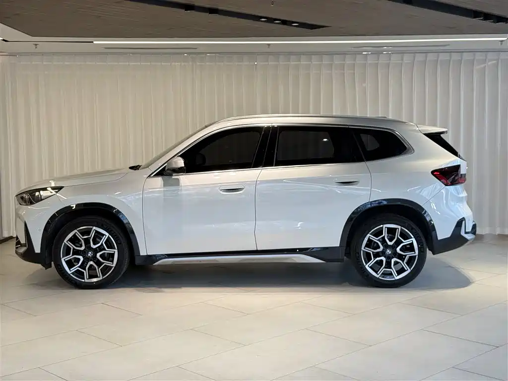 BMW X1 2025 sDrive25Li X