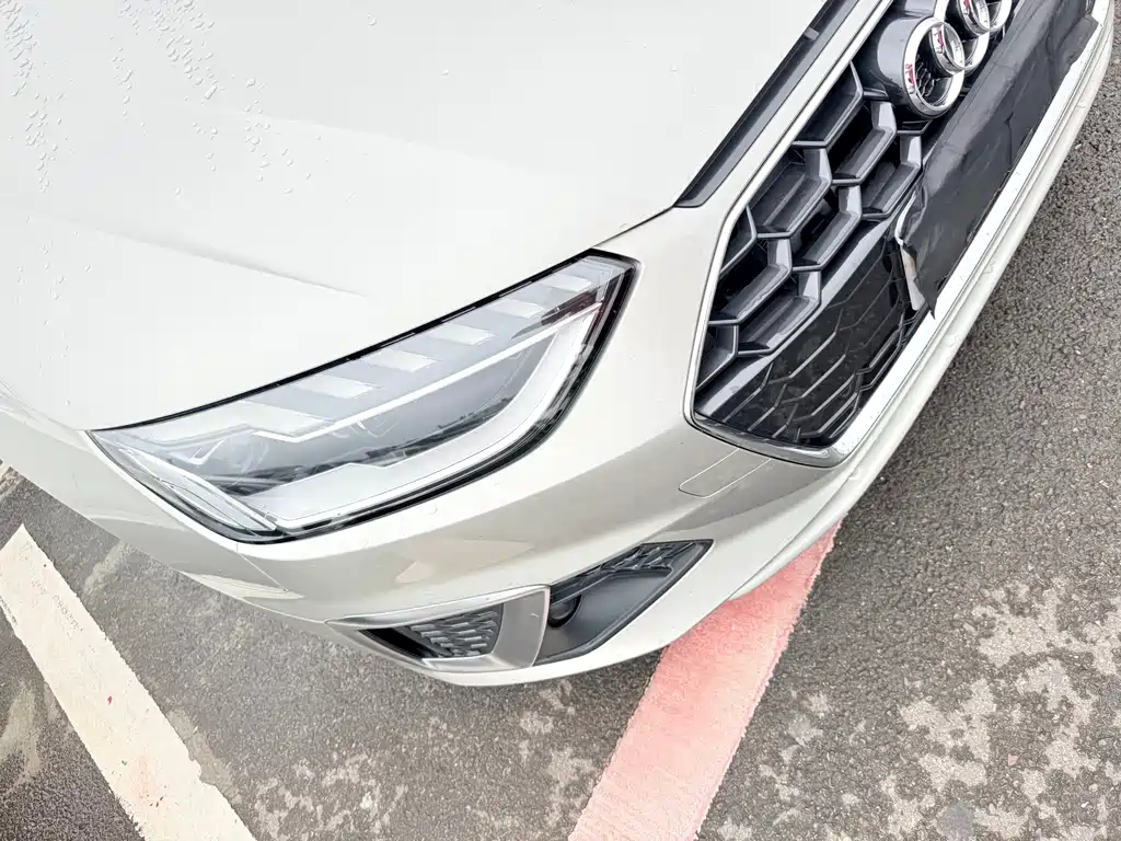 Audi A4L — миниатюра 5