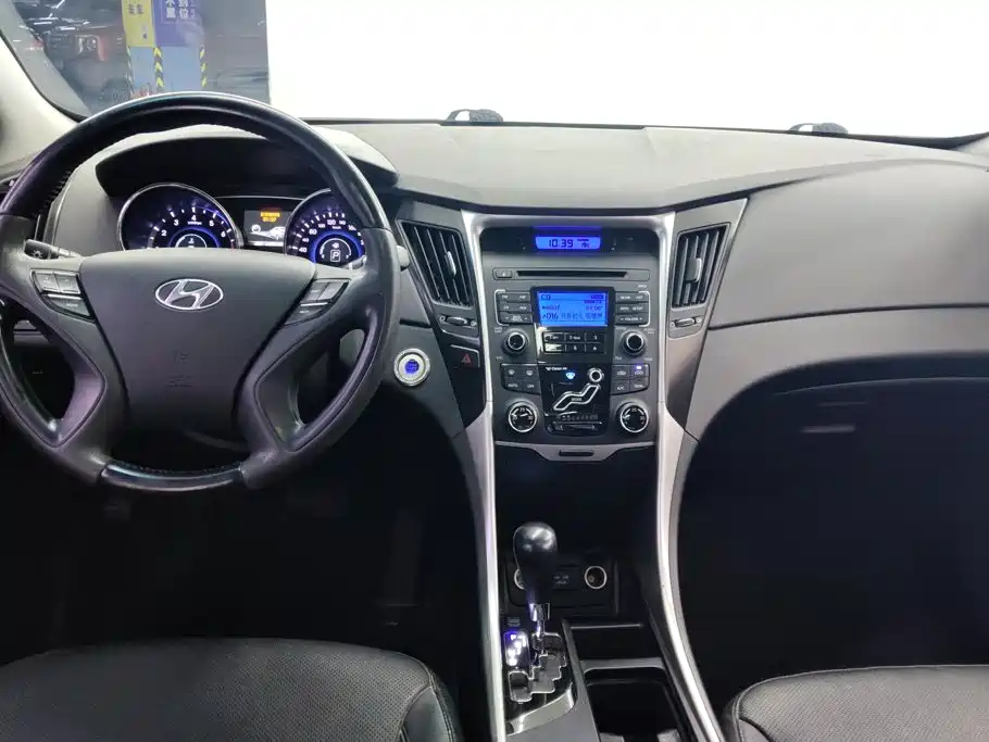 Hyundai Sonata — миниатюра 12