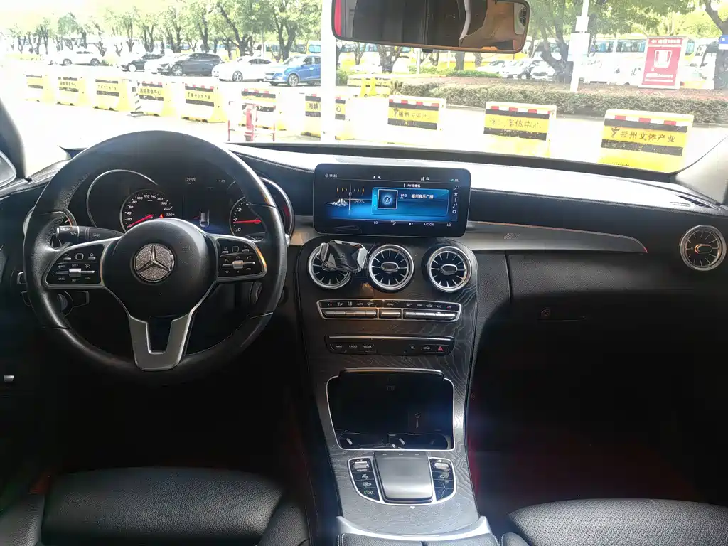 Mercedes-Benz C-Class — миниатюра 8