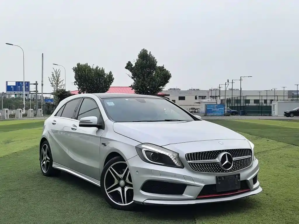 Mercedes-Benz A-Class (Import) — миниатюра 3