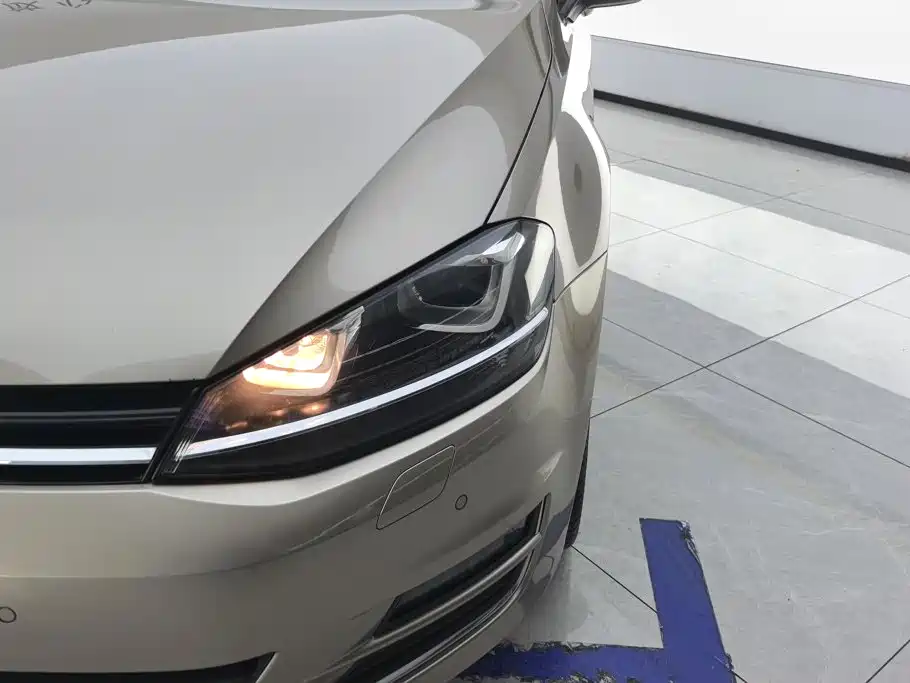Volkswagen Golf — миниатюра 5