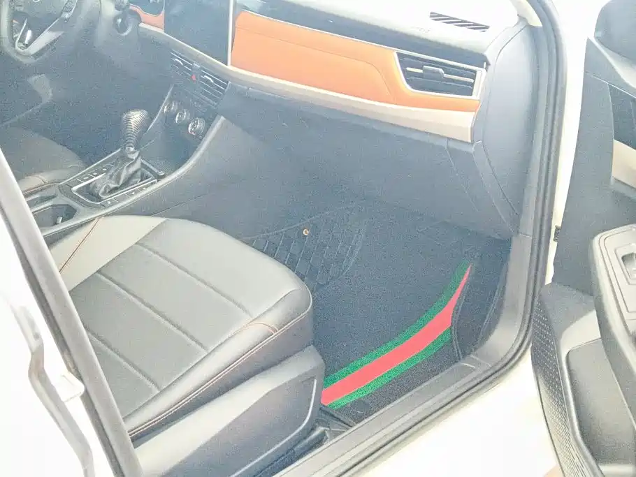Volkswagen Bora — миниатюра 8