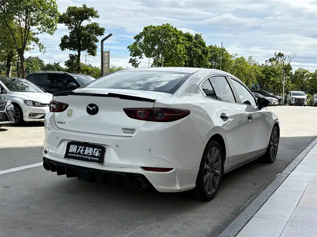 Mazda 3 Axela — миниатюра 9