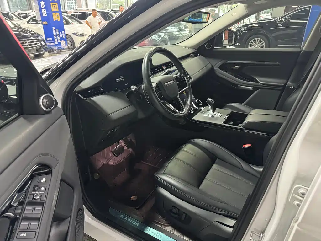 Land Rover Range Rover Evoque 2021 L 249PS R-Dynamic SE Luxury
