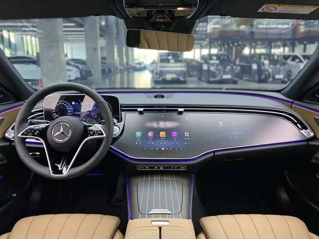 Mercedes-Benz E-Class — миниатюра 15