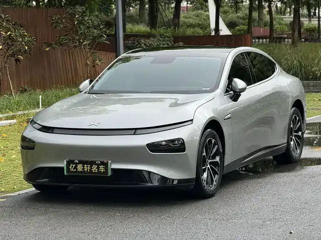 XPeng P7