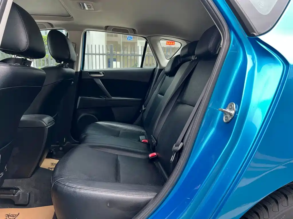 Mazda 3 Xingcheng — миниатюра 4