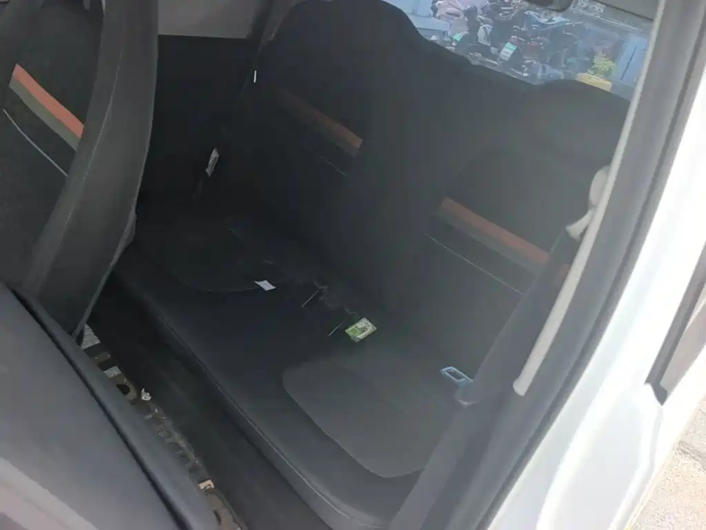 Wuling MINIEV — миниатюра 17