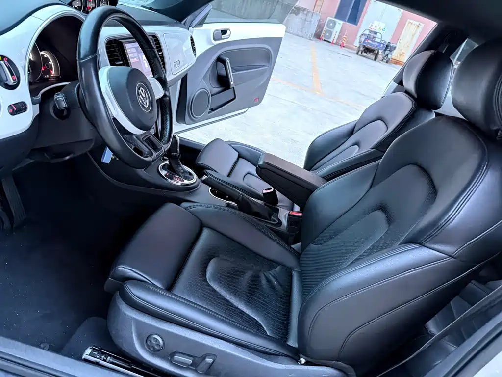 Volkswagen Beetle — миниатюра 8