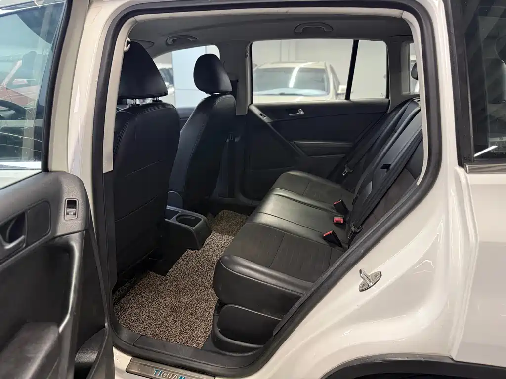 Volkswagen Tiguan — миниатюра 3