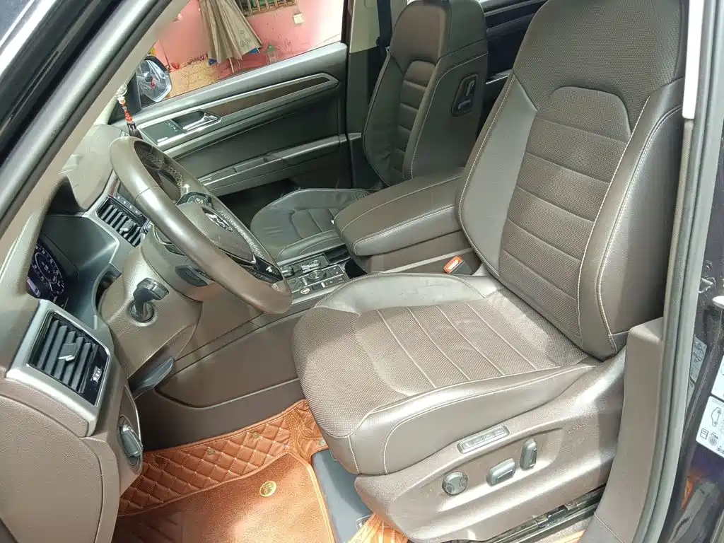 Volkswagen Teramont — миниатюра 8