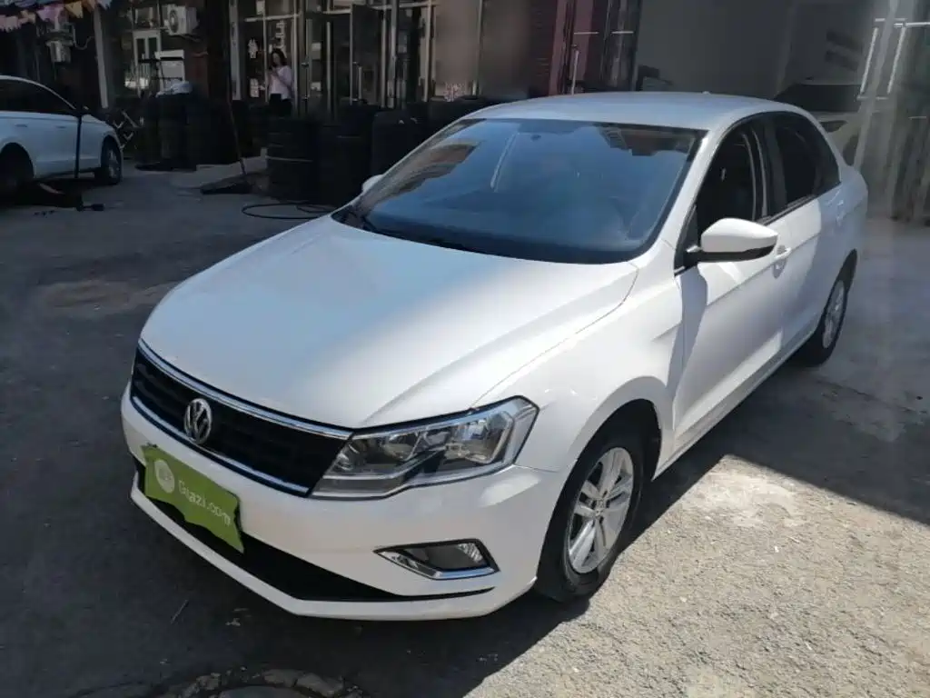 Volkswagen Jetta — миниатюра 2