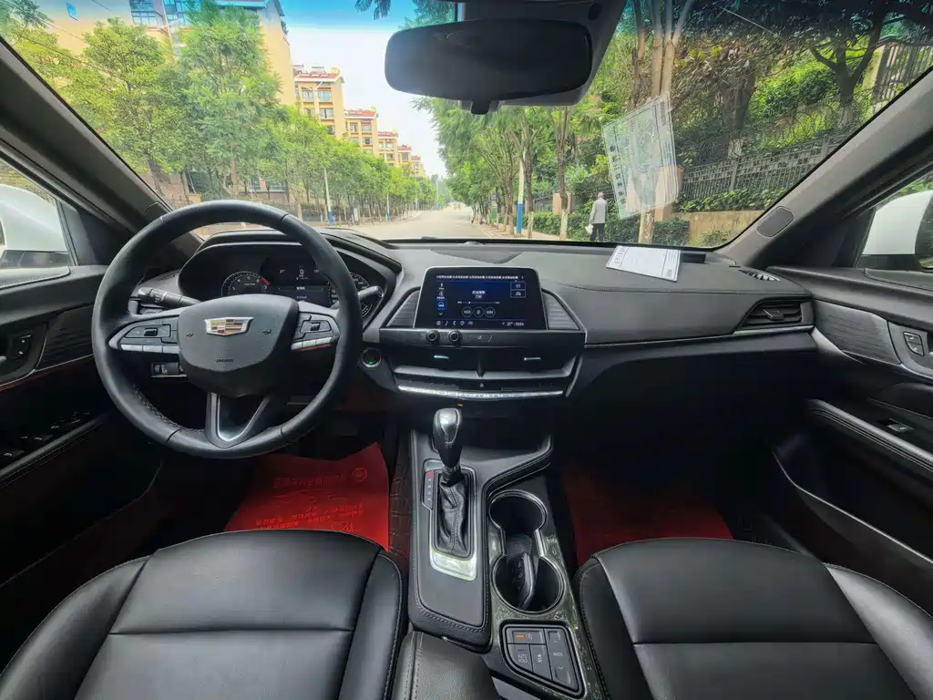 Cadillac CT4 — миниатюра 8