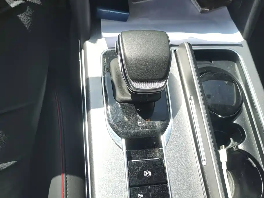 Hongqi Hongqi HS7 PHEV — миниатюра 16