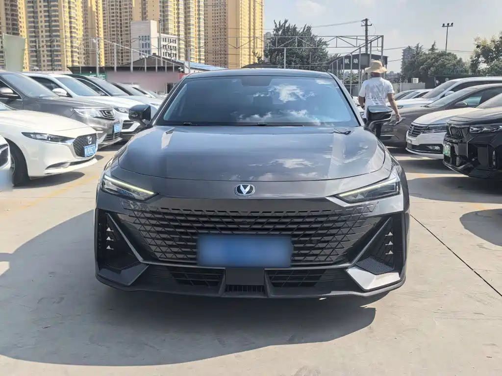 Changan UNI-V — миниатюра 6