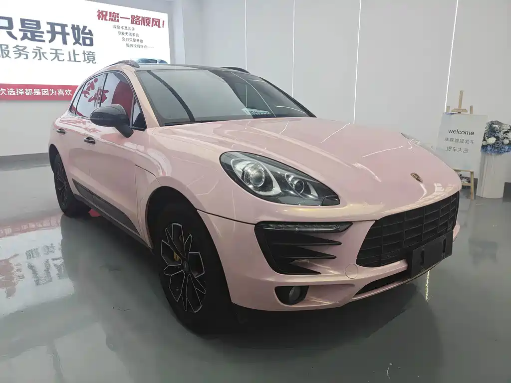 Porsche Macan — миниатюра 3