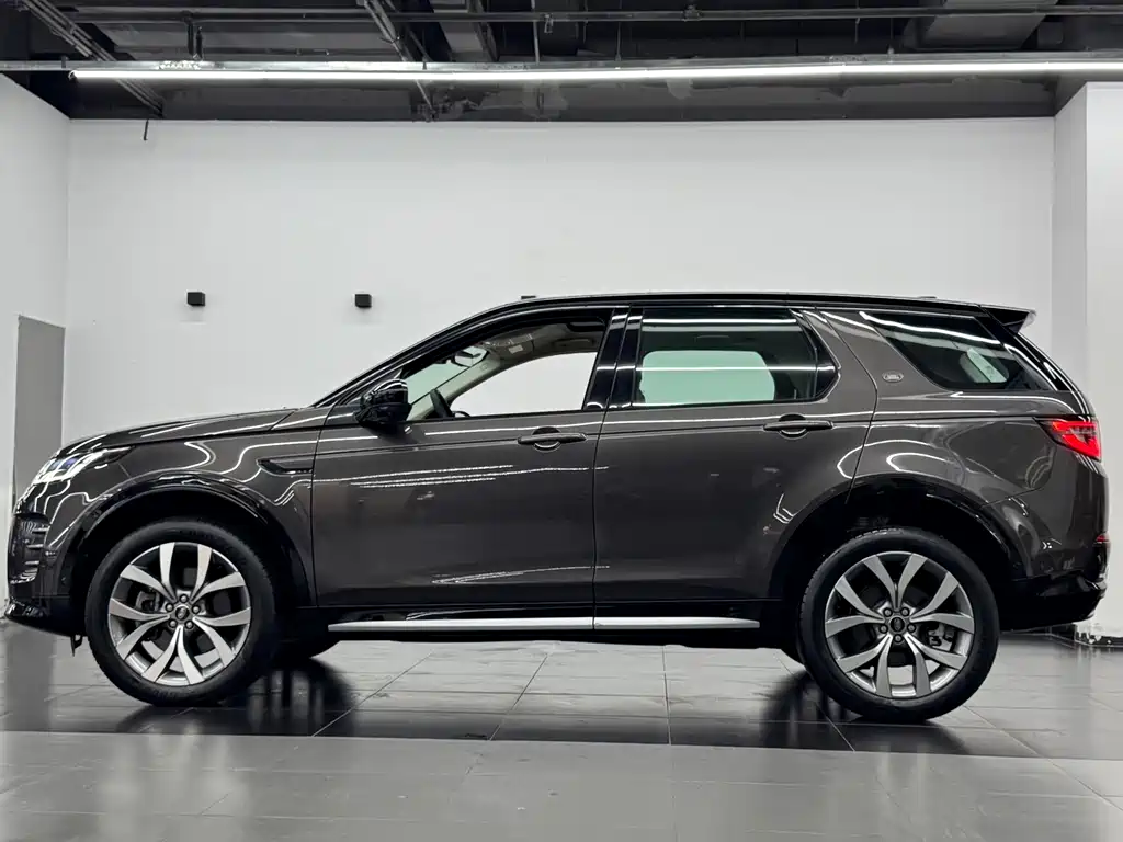 Land Rover Discovery Sport — миниатюра 12