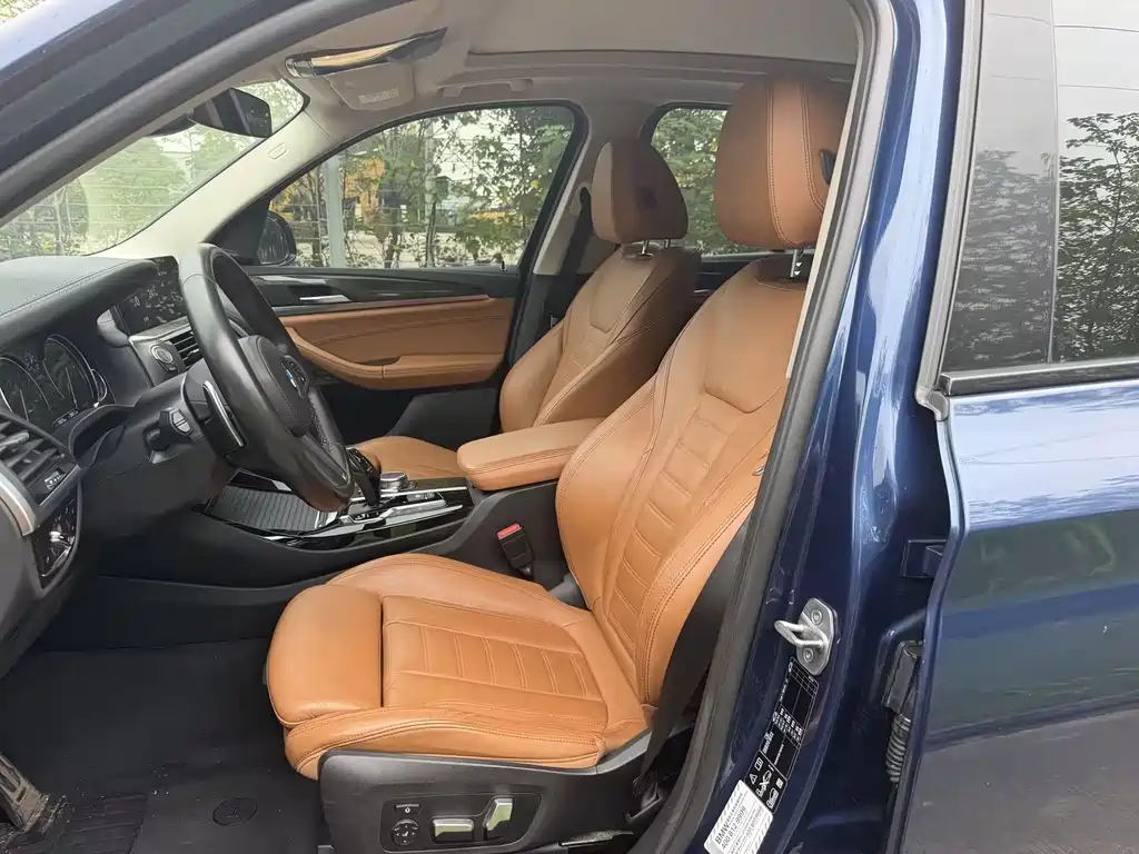 BMW X3 — миниатюра 12