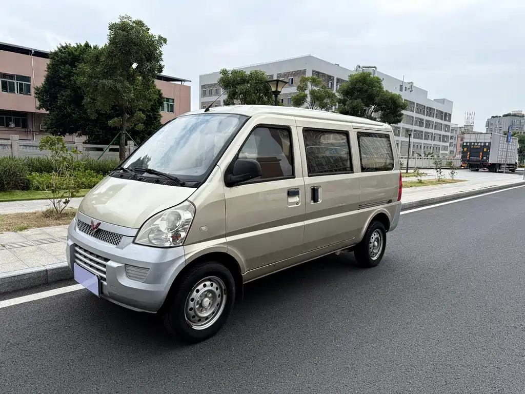 Wuling Rongguang — миниатюра 3