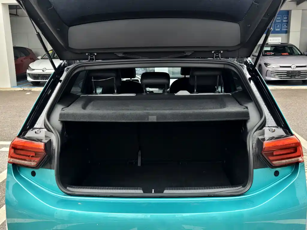 Volkswagen ID.3 — миниатюра 7