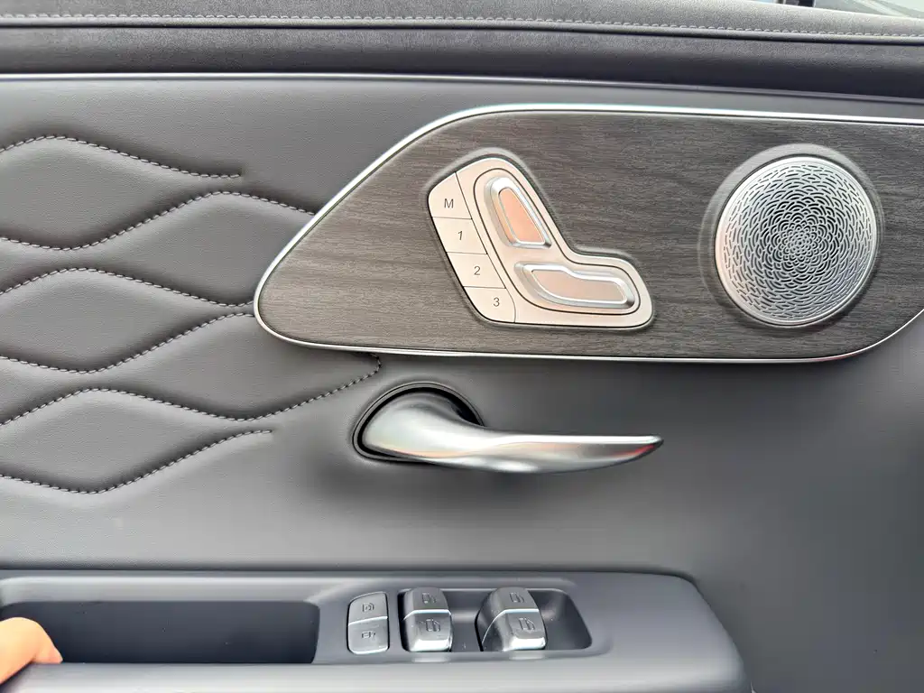 Chery Arrizo 8 PRO — миниатюра 19