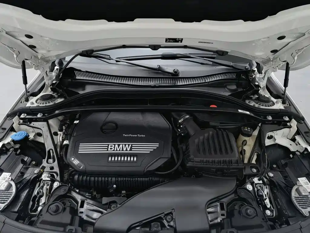 BMW 2 Series (Import) — миниатюра 6