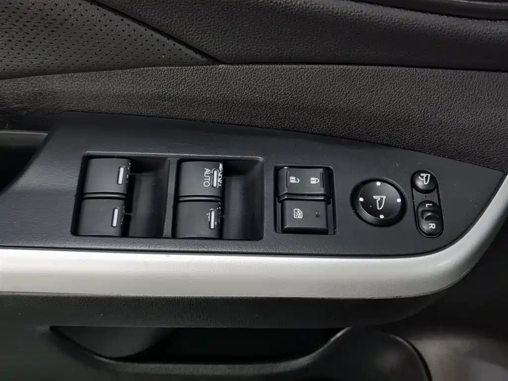 Honda CR-V 2015 2.4L Luxury