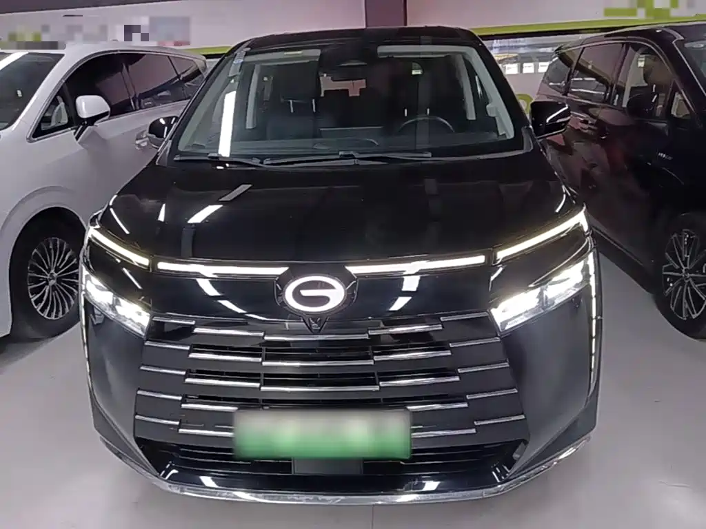 GAC Motor Trumpchi E8 PHEV — миниатюра 3