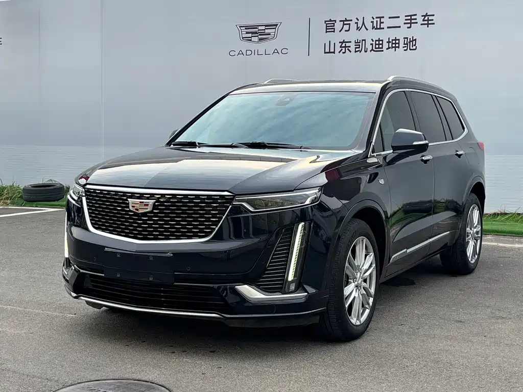 Cadillac XT6