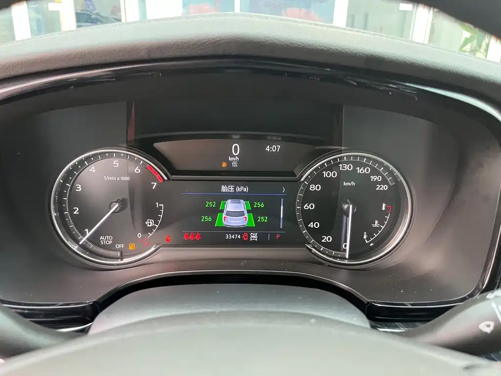 Cadillac XT6 — миниатюра 8