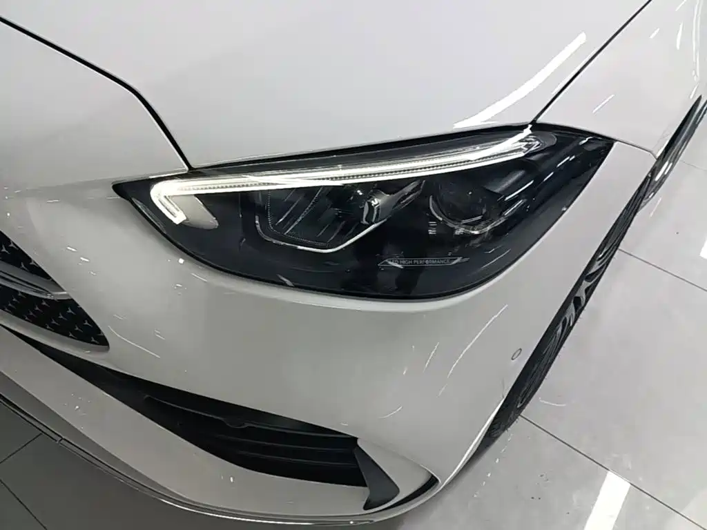 Mercedes-Benz C-Class — миниатюра 24