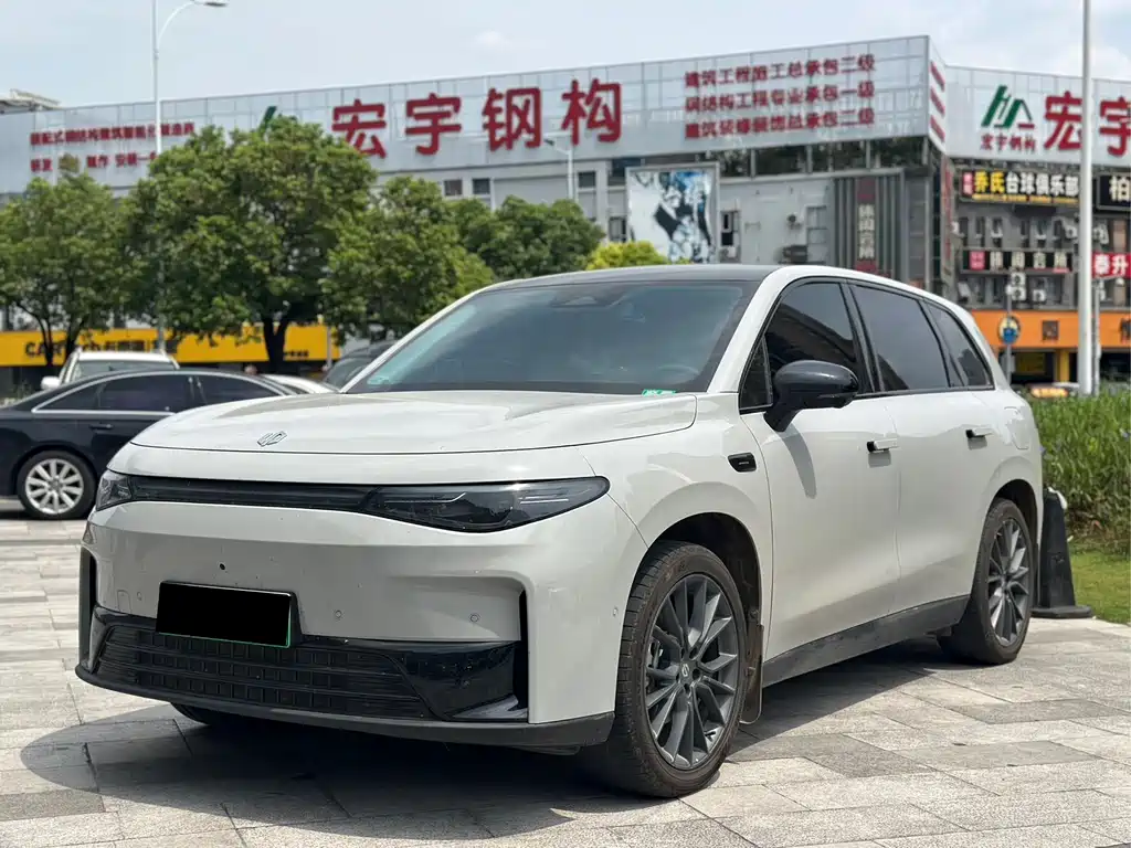 2026 Leapmotor C10 - zdjęcie 1 z 14