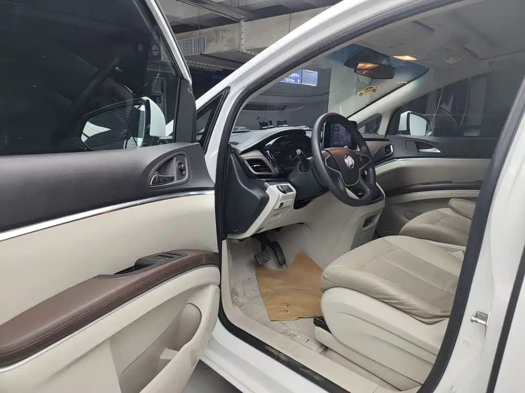 Buick GL8 2022 652T Comfort