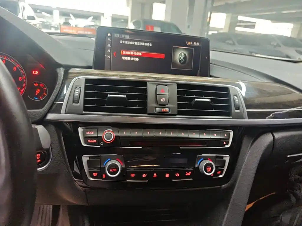 BMW 3 Series — миниатюра 13