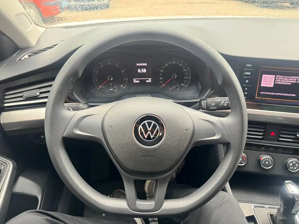 Volkswagen Bora — миниатюра 13