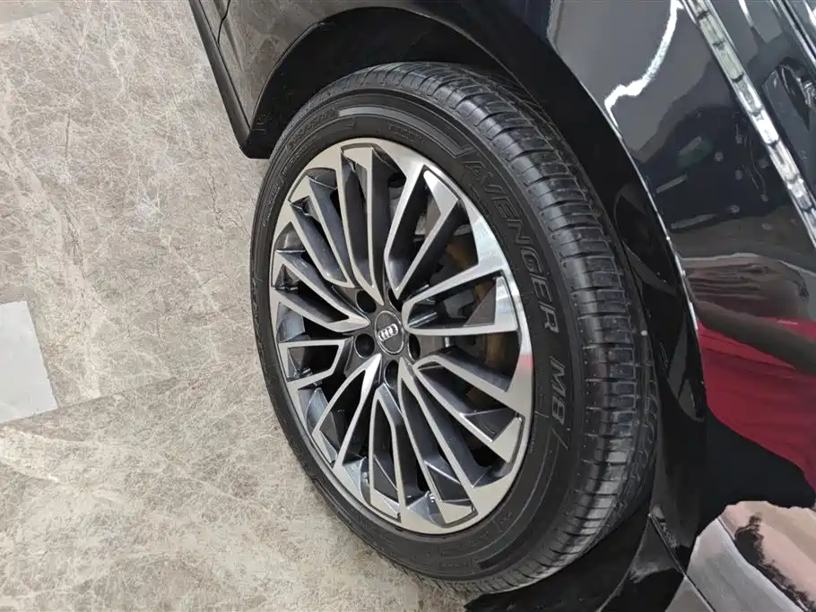 Audi A6L 2020 55 TFSI e quattro